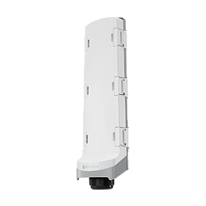 Switch exterior, 3 x RJ45 1G (1 x PoE-In bt, 2 x PoE-Out), 3 x SFP+ 10G, IP66 - Mikrotik CSS606-1G-2Gi-3S+OUT