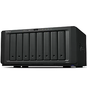 Synology NAS cu 8 sertare DS1821+