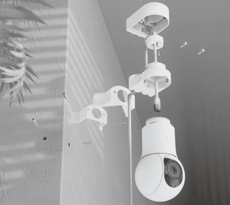 Ubiquiti UACC-G5-PTZ-CM – Suport de montaj pe colț pentru camera UniFi Protect G5 PTZ, aluminiu – Ubiquiti UACC-G5-PTZ-CM