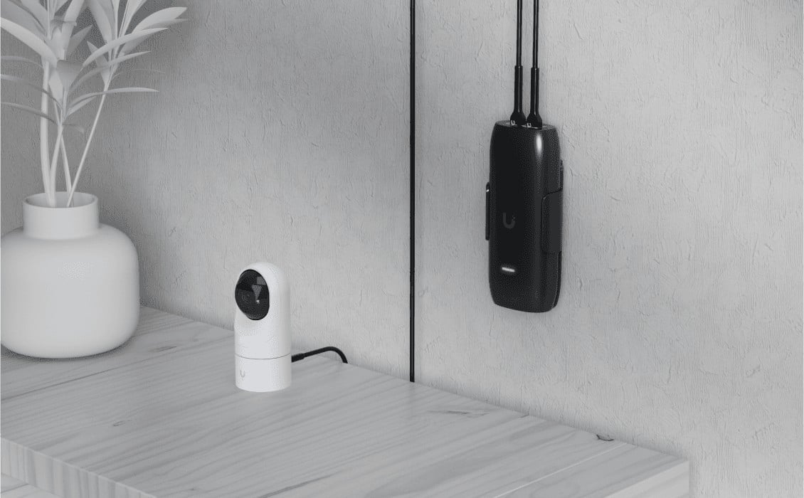Ubiquiti UniFi AI Port Enhancer – Modul inteligent PoE pentru camere IP, detecție AI persoane și vehicule – Ubiquiti UP-AI-Port